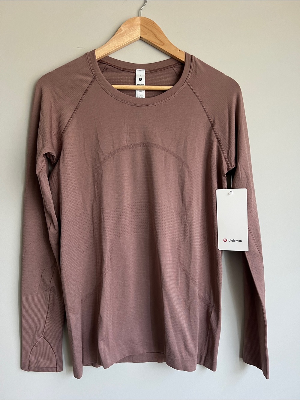 Lululemon Swiftly Tech Long Sleeve 2.0 - Twilight Rose Size 10 NWT